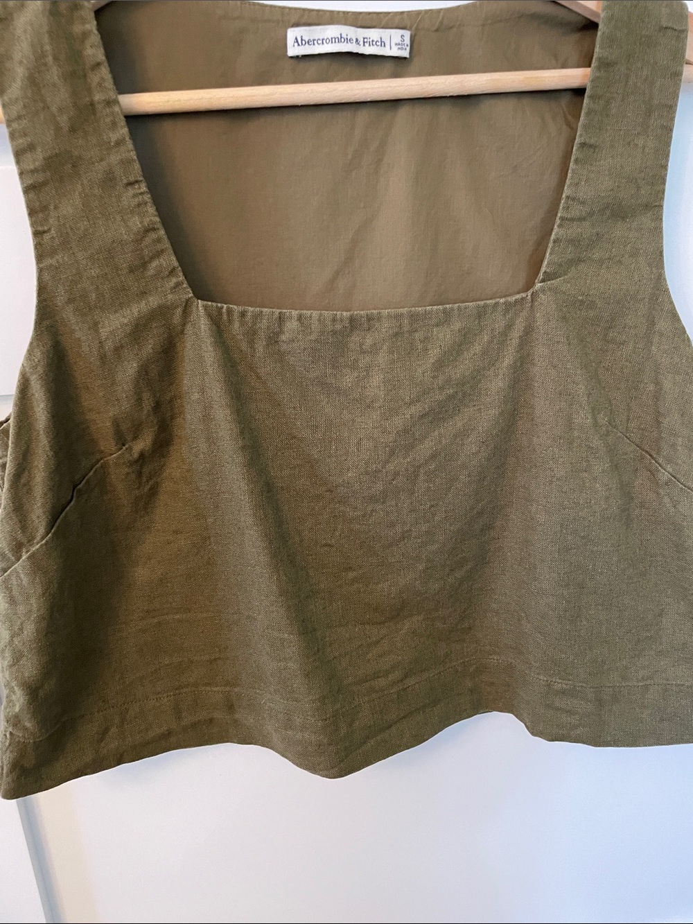 Abercrombie & Fitch Olive Green Square-Neck Cropped Tank - Picture 3 of 4